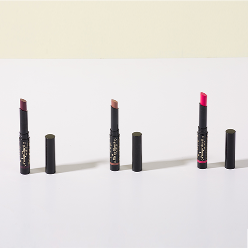 Labial semi matte de larga duración